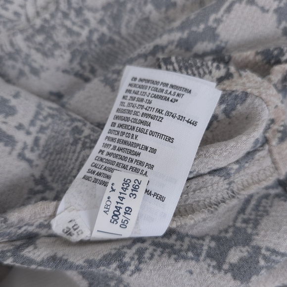 American Eagle Outfitters Animal Print Pencil Midi Skirt Size M - Picture 13 of 13